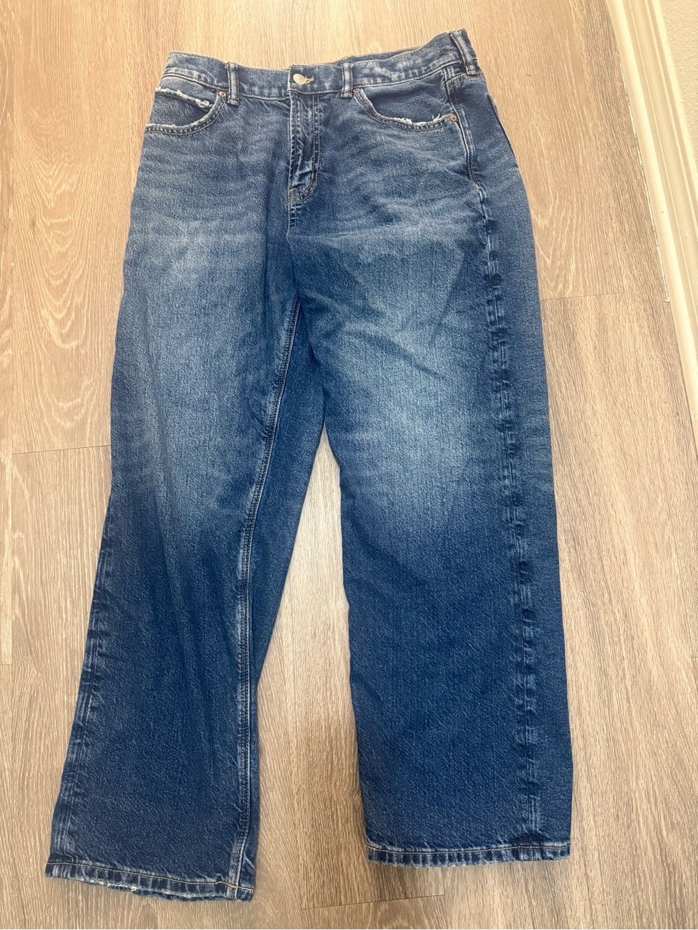 Relaxed Fit Women’s Dark Blue Denim Jeans